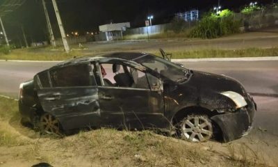Carro roubado pelos suspeitos (Foto: Divulgação/Reprodução/ Redes Sociais)