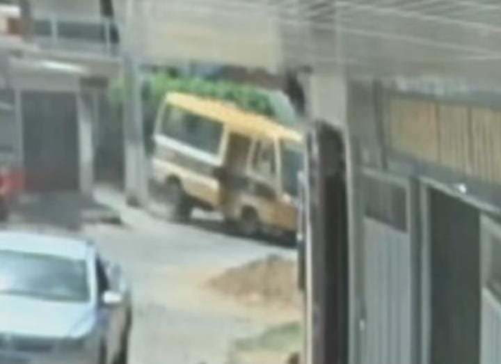 Ônibus falta freio com estudantes dentro no sertão da Paraíba (Foto: Divulgação/Reprodução/Captura de tela/Diamante online).