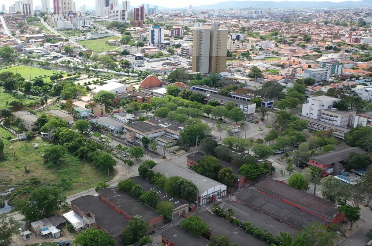 Universidade Federal de Campina Grande (Foto: Divulgação/Reprodução/Captura de tela/Youtube/Canal Alexandrexxhb).